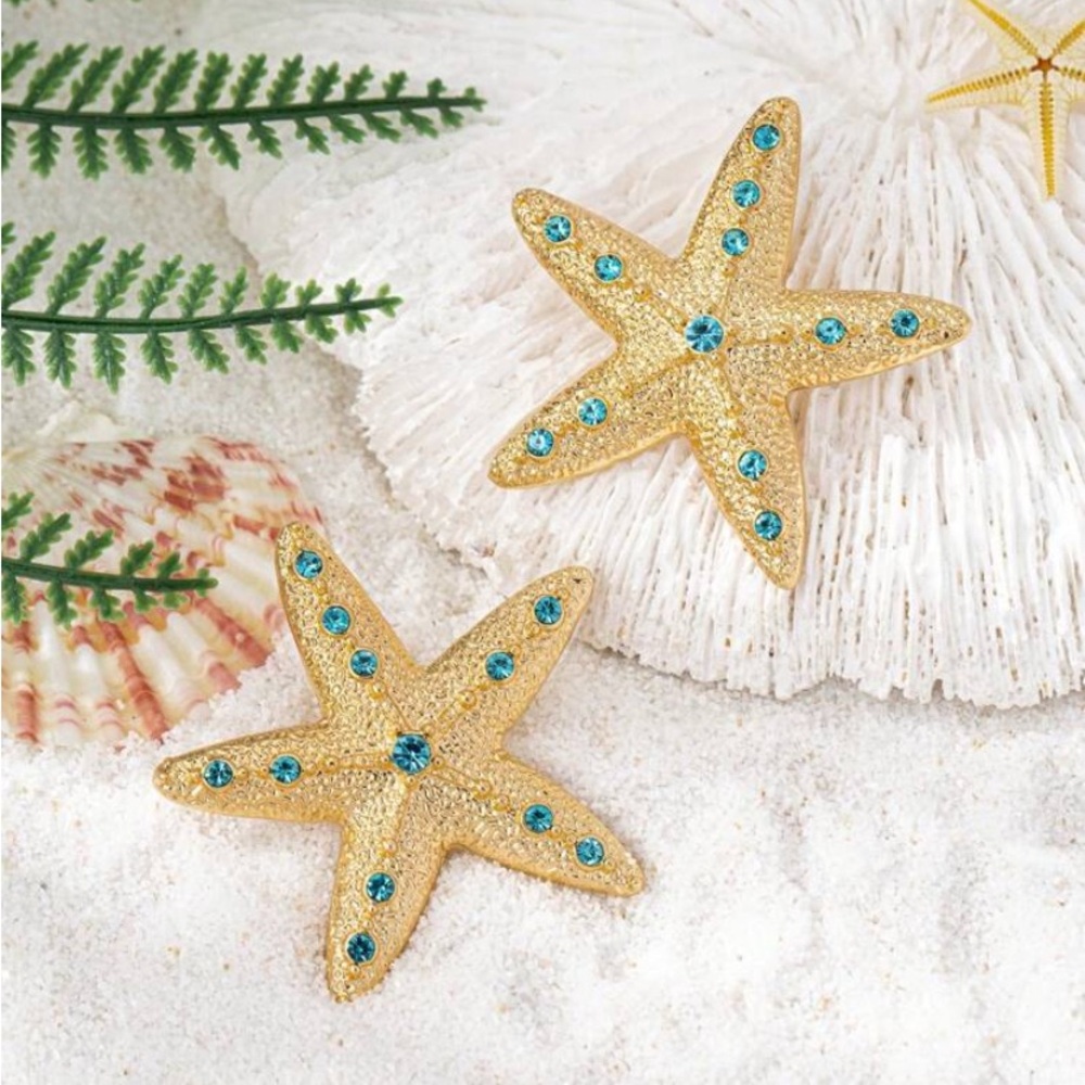 Large Gold Starfish Stud Earrings